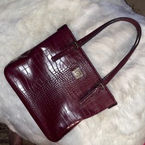 Anne Klein ‘crocodile’ look purse.